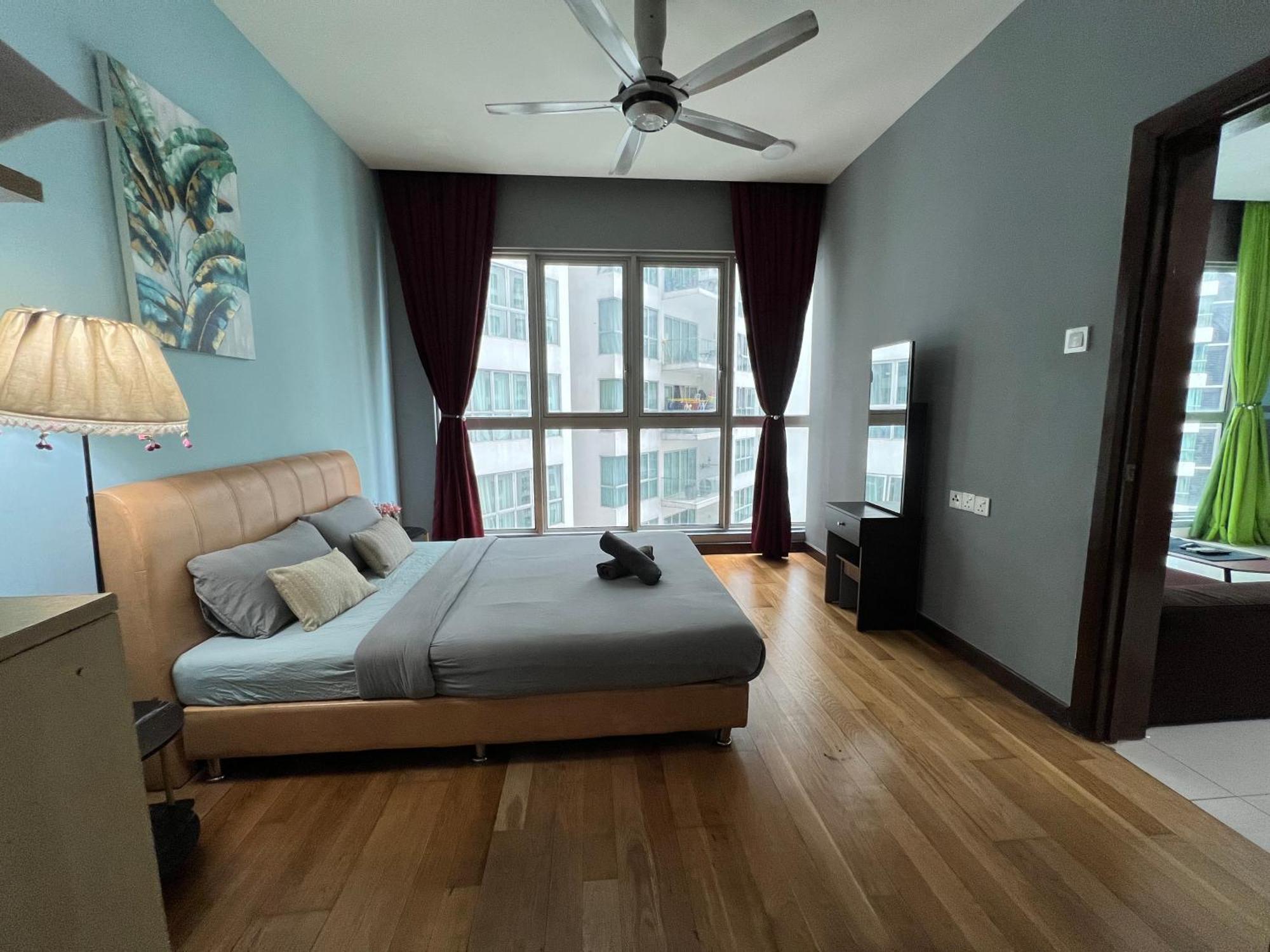 Regalia Service Suites Klcc Skypool Kuala Lumpur Exterior foto